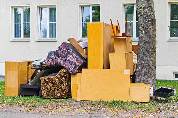 Best Yard Waste Removal  in St Michael, MN